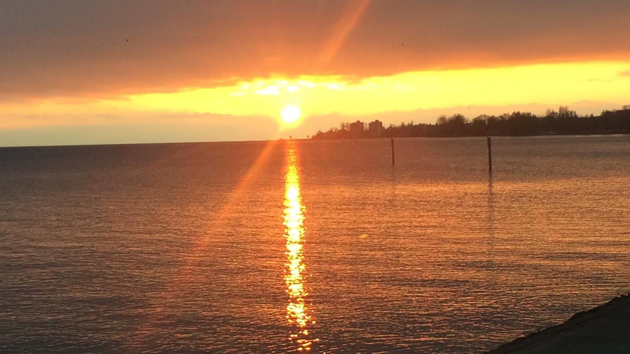 Villa Grazia - Bed & Breakfast Romanshorn Bagian luar foto